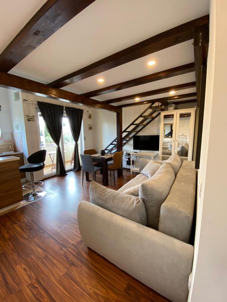 Apartments Emma Biograd Na Moru Rom bilde