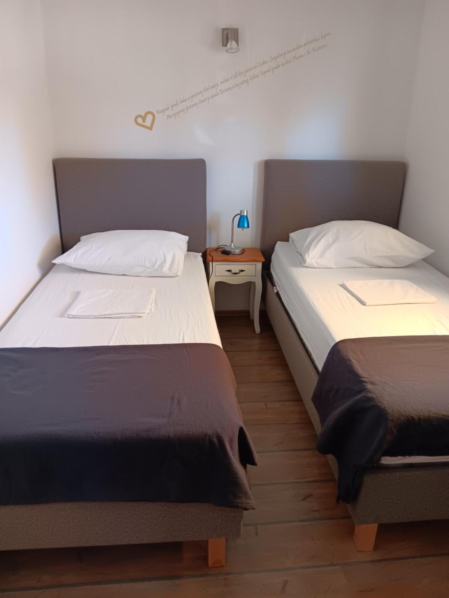 Apartments Emma Biograd Na Moru Eksteriør bilde
